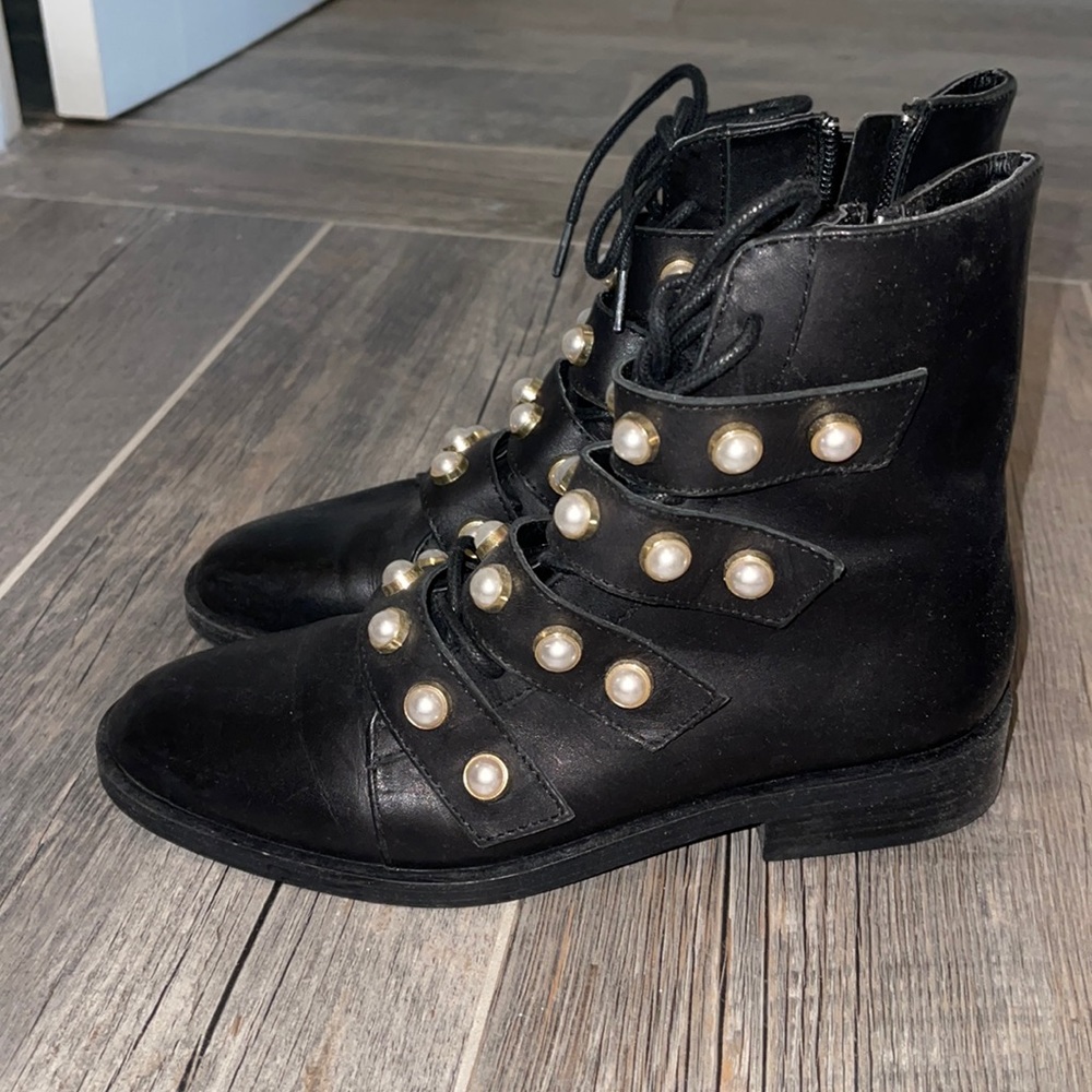 Zara Trafaluc Black Leather Pearl Studded Strap Booties. Size 36